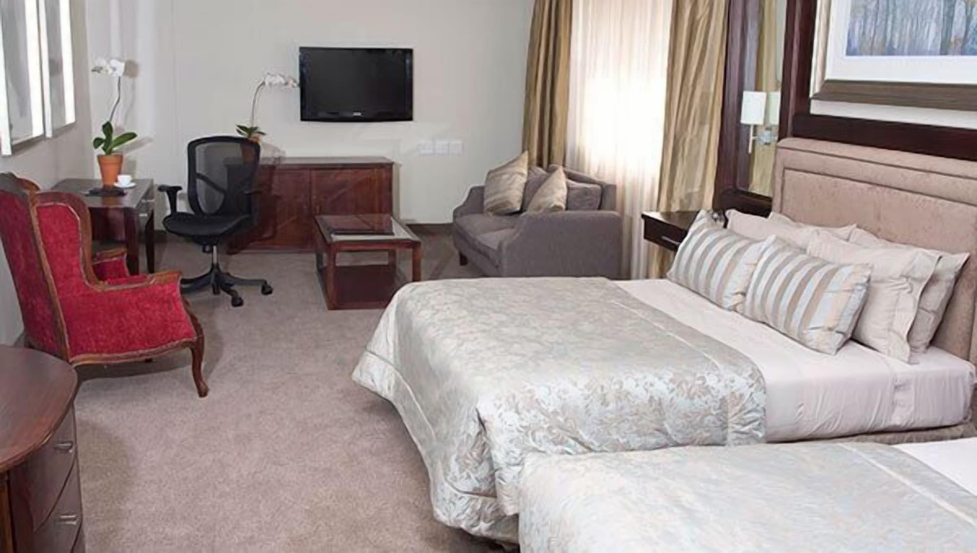 Apollo Hotel Johannesburg Ngoại thất bức ảnh