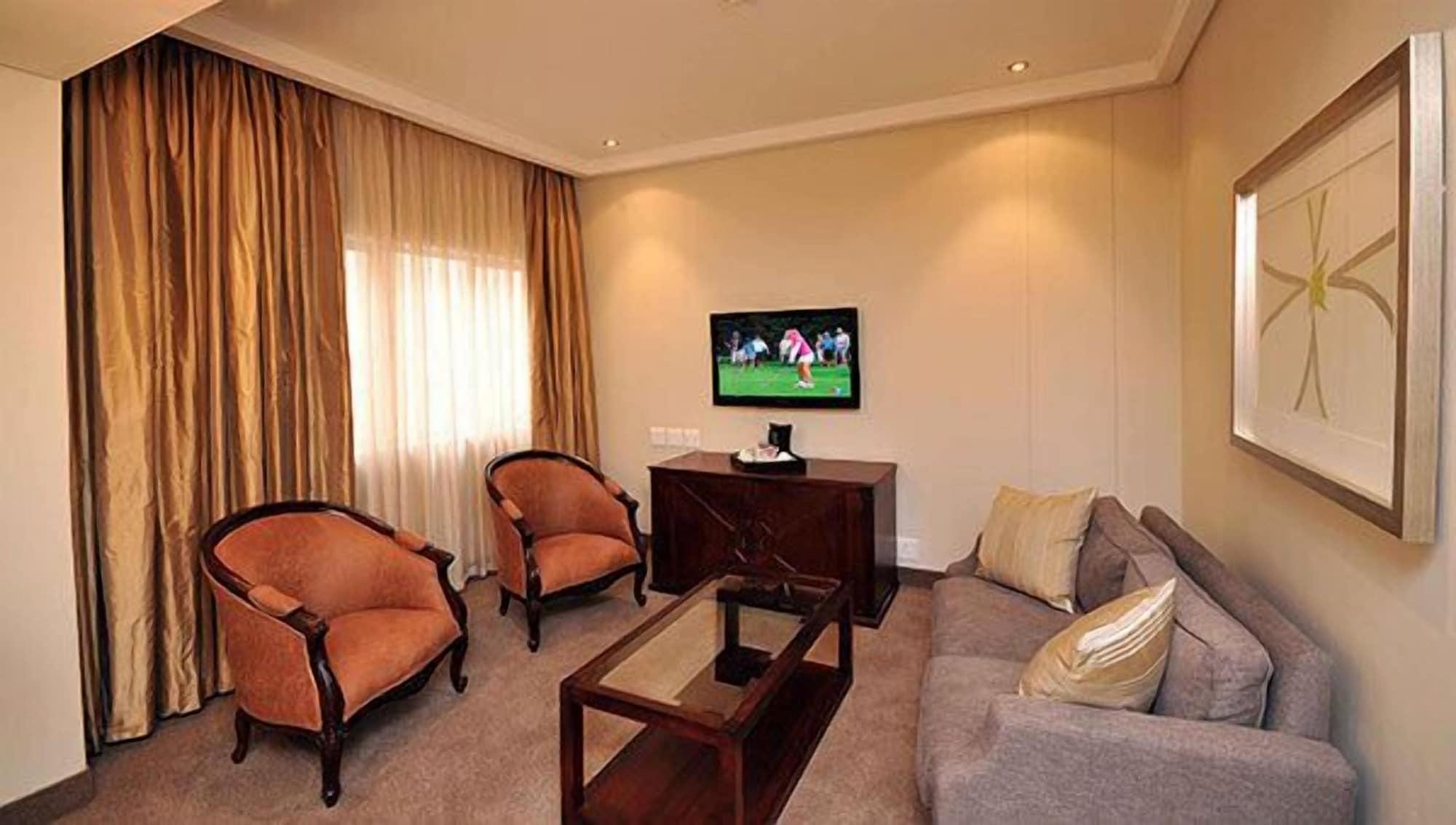 Apollo Hotel Johannesburg Ngoại thất bức ảnh