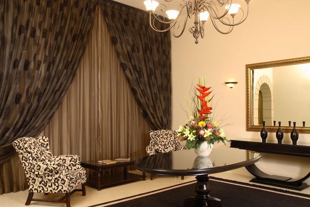 Apollo Hotel Johannesburg Ngoại thất bức ảnh