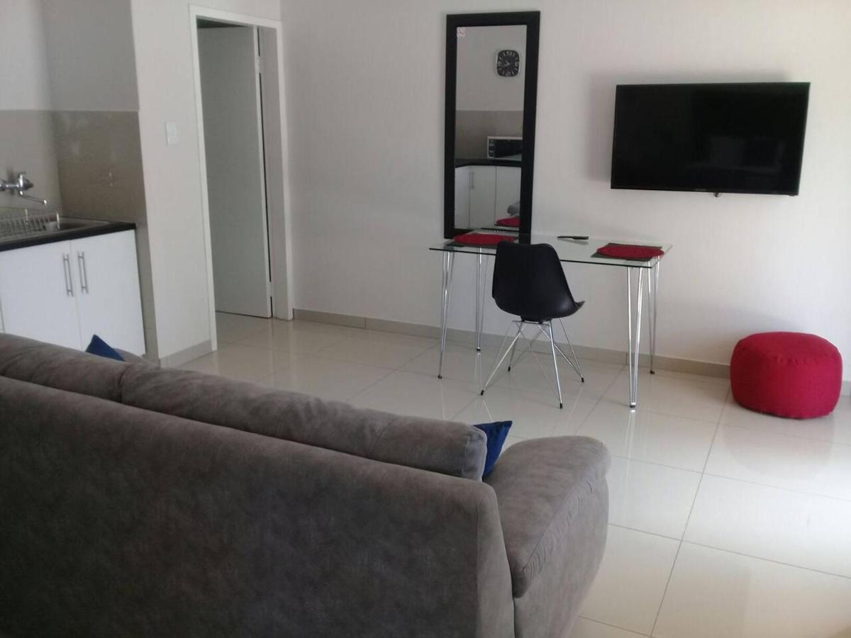 Apollo Hotel Johannesburg Ngoại thất bức ảnh